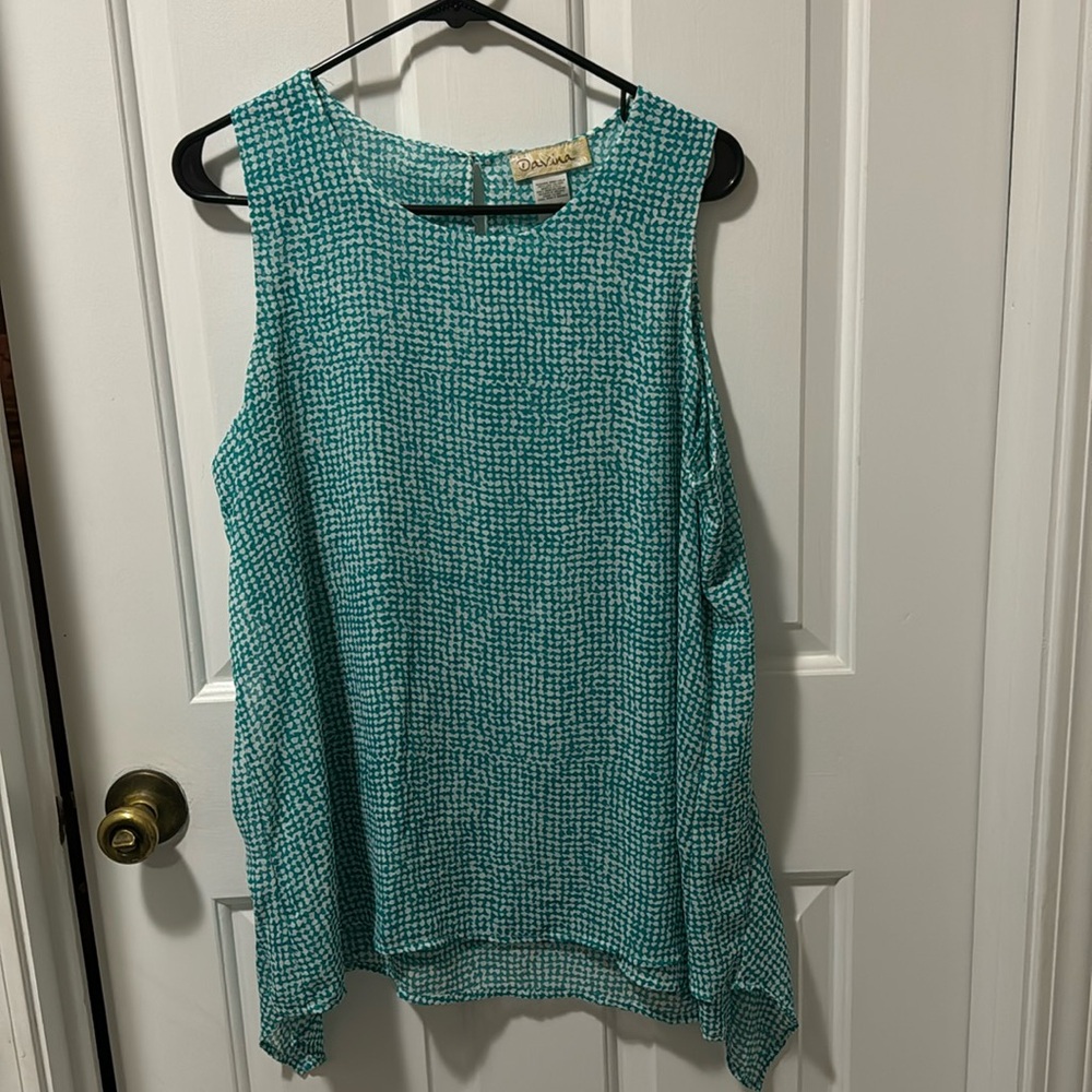 Women’s sleeveless blouse